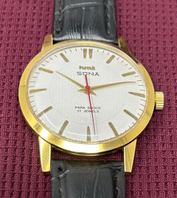 HMT Sona Hand Winding White Dial 17 Jewels Indian Made Men's Wrist Watch - Image 2