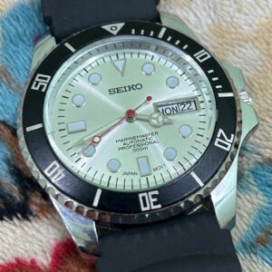 Vintage Seiko Automatic 17 Jewels Day/Date Men's Wrist Watch