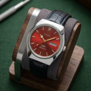 Vintage Citizen Automatic Day/Date 21 Jewel Maroon Dial Men's Wrist Watch