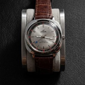 Enicar Hand Winding 17 jewel Silver Dial Men's Wrist Watch